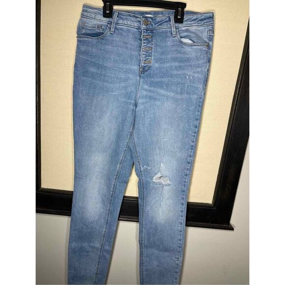 Old Navy Skinny Rockstar Jeans - 3/$25 - Picture 1 of 7